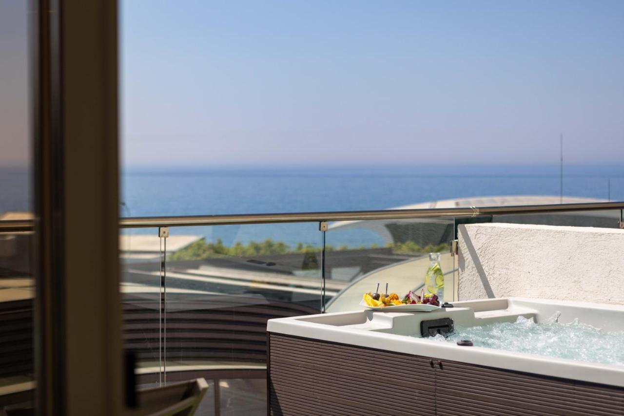 Atlantica Bay - Adults Only Hotel Лимасол Екстериор снимка