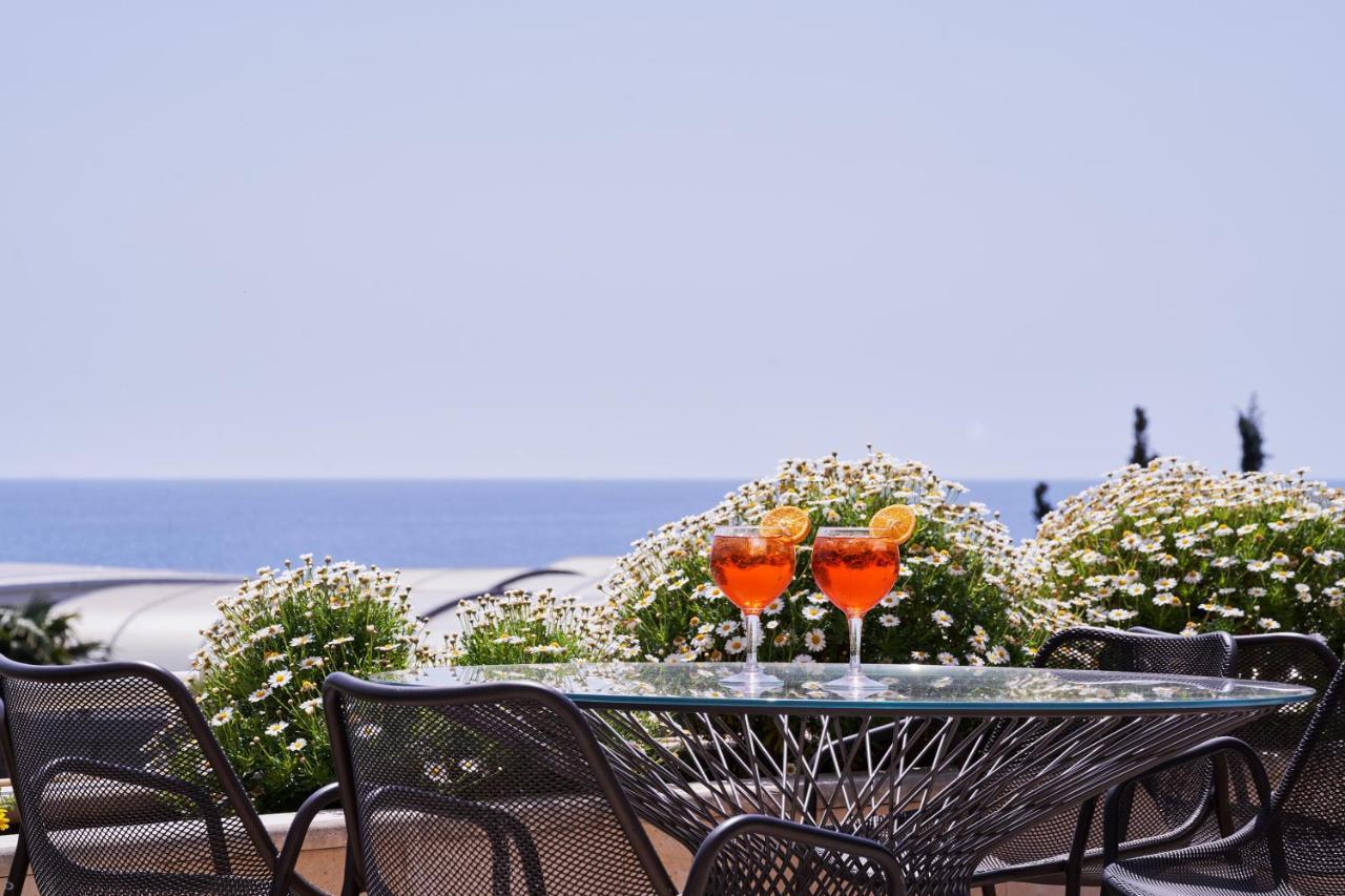 Atlantica Bay - Adults Only Hotel Лимасол Екстериор снимка