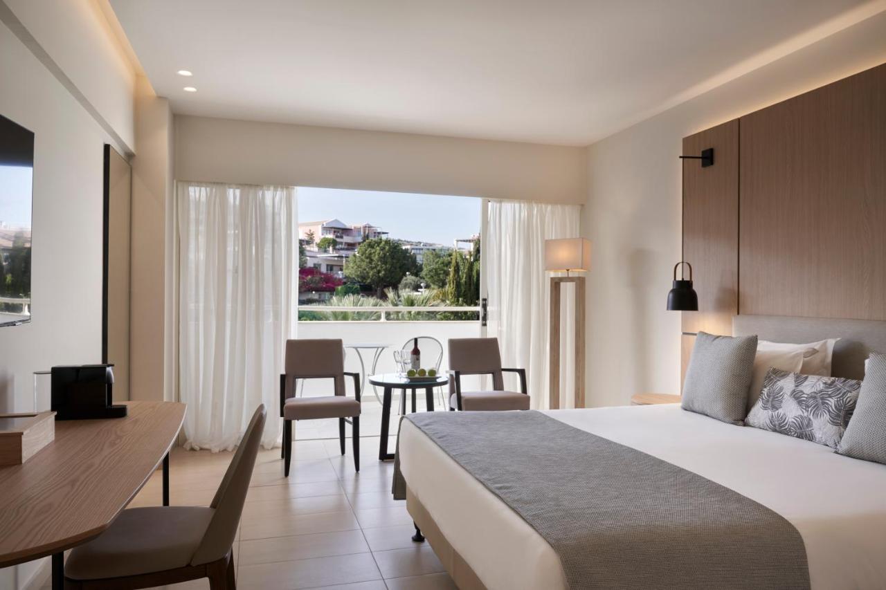 Atlantica Bay - Adults Only Hotel Лимасол Екстериор снимка