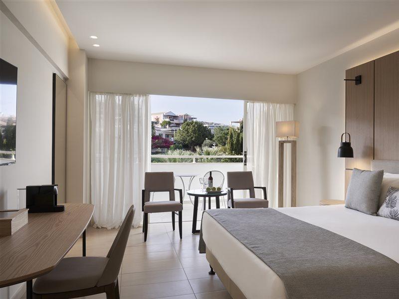 Atlantica Bay - Adults Only Hotel Лимасол Екстериор снимка